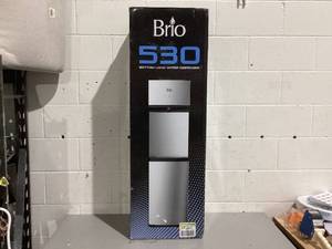 lot 576 image: Brio 530 Stainless Steel Energy Saver 5 gal Bottom Loading Water Cooler