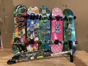 lot 405 image: LOT OF 5 Skateboards & Scooter