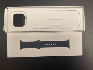 lot 59 image: Apple Watch SE (2nd Gen) GPS 40mm Smartwatch with Midnight Aluminum Case