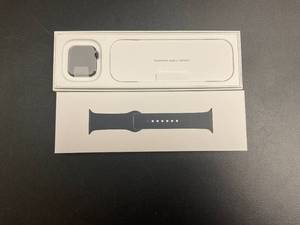 lot 63 image: Apple Watch SE (2nd Gen) GPS 40mm Smartwatch with Midnight Aluminum Case
