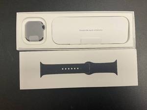 lot 64 image: Apple Watch SE (2nd Gen) GPS 40mm Smartwatch with Midnight Aluminum Case
