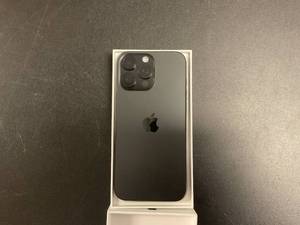 lot 6 image: Apple iPhone 16 Pro Max, 256GB