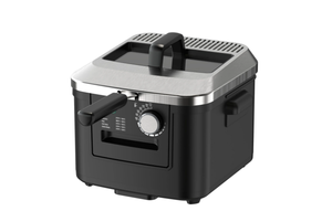 lot 130 image: Mainstays 4L Electric Deep Fryer, Matte Black, Stainless Lid, 1800W