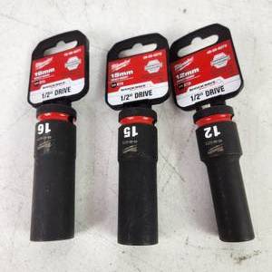 lot 16 image: Lot Of Three New Milwaukee Shockwave Impact Duty 12 Drive 12mm 15mm And 16mm
