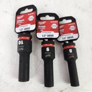 lot 17 image: Lot Of Three New Milwaukee Shockwave Impact Duty 12 Drive 8mm 9mm And 10mm