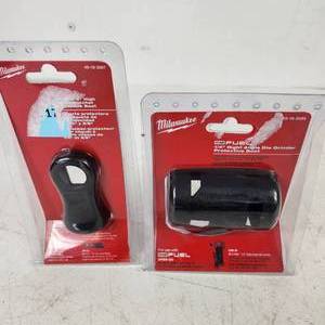 lot 25 image: Lot Of Two New Milwaukee Protective Boots 49-16-2567 14 & 34 High Speed Ratchet Boot And M12 Fuel 14 Rt Angle Die Grinder Boot 49-16-2485