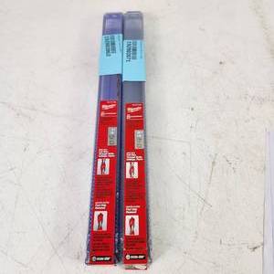 lot 32 image: New Milwaukee 12 Bellhanger Bits 48-13-7131 516  And 48-13-7125 14