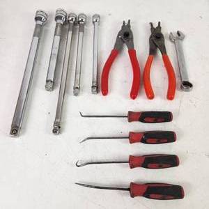 lot 89 image: Lot Of Miscellaneous Tools Snap On Disconnect Snap Ring Pliers And More