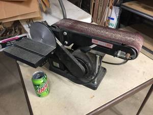 lot 114 image: Valuecraft 4 x 6 Belt and Disc Sander #8180