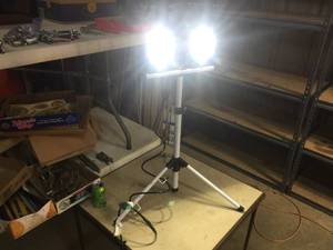 lot 118 image: LED Work Light - Tripod
