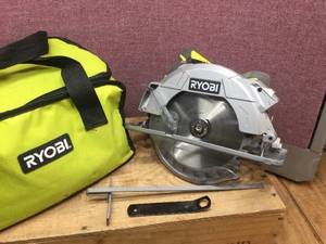 lot 121 image: Ryobi 7 14 Circular Saw - With Laser Guide