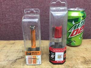 lot 126 image: CMT & Freud Router Bits - Light Use