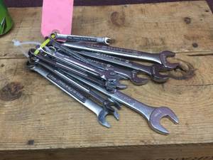 lot 139 image: 12 Metric Combination Wrenches 7-19 Mostly Craftsman