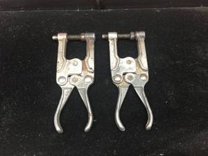lot 146 image: 2 Knu-Vise Tools HF33 & HF35 - Look em up