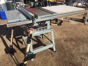 lot 108 image: Delta 10 Contractors Table Saw