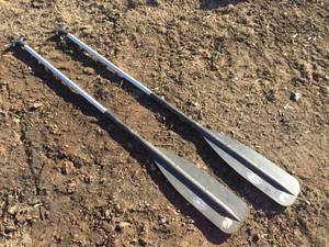 lot 178 image: Pair Beaver Paddles and Oars - 5 Ft