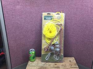 lot 193 image: Gambrel & Pulley Hoist Kit