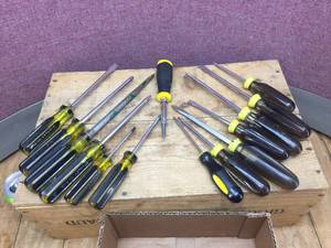 lot 232 image: Group Stanley Flat - Phillips Screwdrivers
