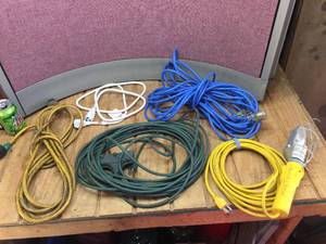 lot 259 image: Extension Cords