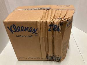 lot 6 image: Kleenex Anti-Viral Tissue