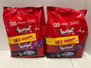 lot 5 image: Candy Variety Packs