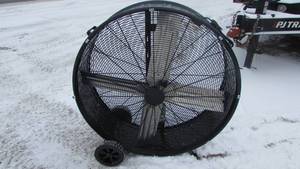 lot 27 image: 42 Ventilation Fan