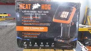 lot 42 image: Heat Hog Piglet 4,000 BTU LP Portable Heater