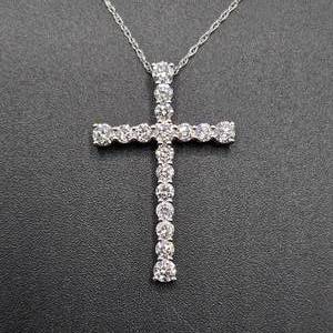 NEW 1.05 Carat Pav Diamond Classic Cross Pendant Necklace in 14k White Gold