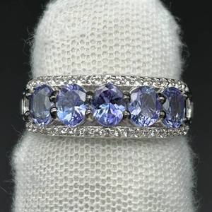 NEW Oval Natural Tanzanite & Natural Pav Diamond Tapered Ring
