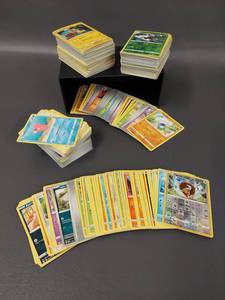 lot 2P image: Lot Of Pokmon Trading Card Collection
