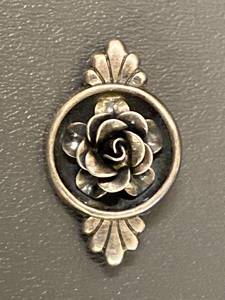 lot 24B image: Vintage Ornate Sterling Silver Flower BroochPin