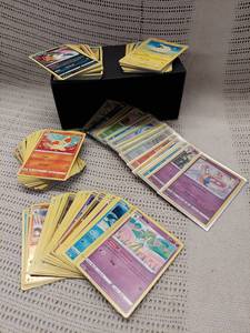 lot 27P image: Pokemon Trading Card Collection Lot Assorted Cards