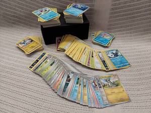 lot 35P image: Bulk Pokmon Trading Card Collection Lot