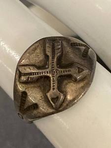 lot 36B image: Vintage Sterling Silver Navajo Ring with Engraved Cross Design