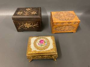 lot 99B image: Vintage Decorative Wooden and Metal Music Box Set