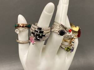lot 116B image: Assorted Fashion Rings Collection