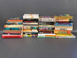 lot 18J image: Mixed Genre Book Lot 40 Titles, Various Authors