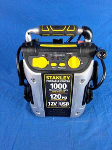 lot 100 image: Stanley 500-Amp Jump Starter with Compressor