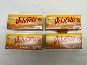SSS. 4x 1lb Velveeta