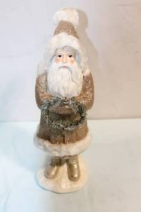 lot 2 image: Glittering Santa Claus Figurine with Wreath