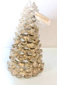 lot 4 image: Enchantment Collection Gold Decorative Tree