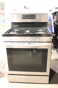 lot A-21 image: Used Stainless Steel Electric Range with Oven and Stovetop
