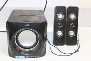 lot 36 image: iLive Bluetooth Speaker System with Subwoofer and Satellite Speakers