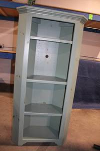 lot 107 image: Corner Wooden Shelf Unit with Crown Molding