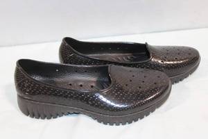 lot 114 image: Glossy Black Skechers Foamies Womens Slip-On Shoes