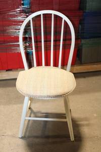 lot 128 image: Sturdy White Wooden Dining Chair with Cushion