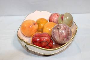 lot 145 image: Fitz and Floyd 1989 Ceramic Fruit Bowl Set with 9 Stone Fruit Replicas