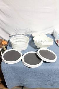 lot 169 image: Collection of Kitchen Storage and Preparation Tools