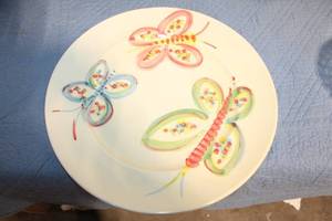 lot 170 image: Ceramiche Virginia Made in Italy Decorative Plate with Butterfly Design