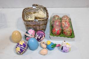 lot 214 image: Easter Egg and Basket Set